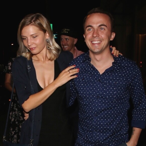 Frankie Muniz et sa nouvelle petite amie Paige Price sont allés dîner au restaurant Craig's à Hollywood, le 26 septembre 2017.