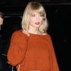Taylor Swift, Cara Delevingne et Dakota Johnson vont dîner au restaurant britannique "The Fat Radish" dans le quartier de Lower East Side à New York, le 13 octobre 2016.