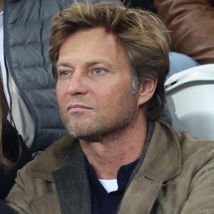 Laurent Delahousse assiste au match de Champions League "PSG - Bayern Munich (3-0)" au Parc des Princes à Paris, le 27 septembre 2017. © Cyril Moreau/Bestimage