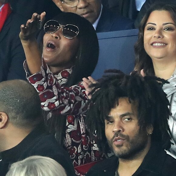 Naomi Campbell et Lenny Kravitz assistent au match de Champions League "PSG - Bayern Munich (3-0)" au Parc des Princes à Paris, le 27 septembre 2017. © Cyril Moreau/Bestimage