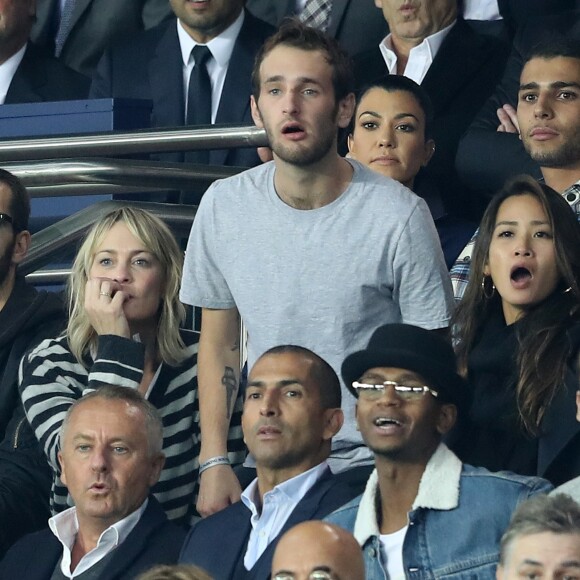 Kourtney Kardashian et son compagnon Younes Bendjima, Robin Wright et son fils Hopper Jack assistent au match de Champions League "PSG - Bayern Munich (3-0)" au Parc des Princes à Paris, le 27 septembre 2017. © Cyril Moreau/Bestimage