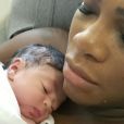 Serena Williams dévoile les premières photos de sa fille, et son prénom  Alexis Olympia Ohanian Jr, née le 1er septembre 2017. 