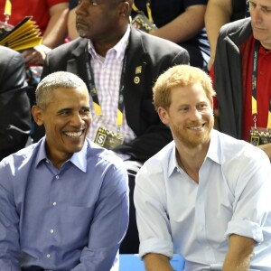 Barack Obama et le prince Harry dans les tribunes des Invictus Games à Toronto, le 29 septembre 2017.