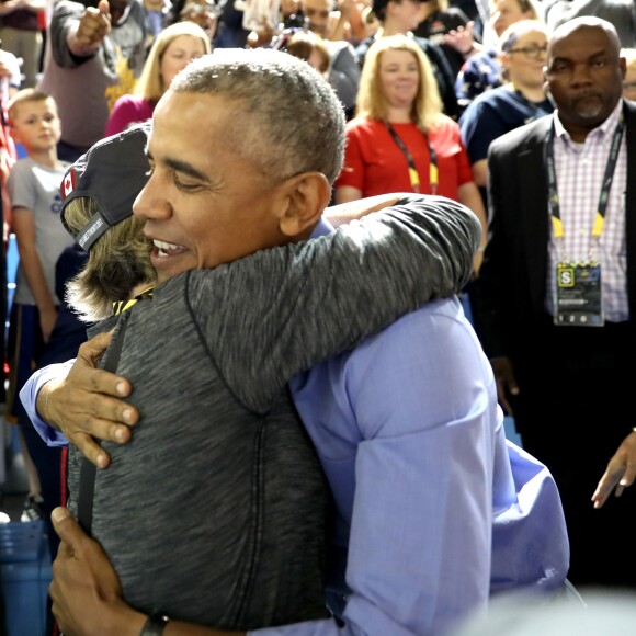 Barack Obama et le prince Harry dans les tribunes des Invictus Games à Toronto, le 29 septembre 2017.