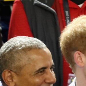 Barack Obama et le prince Harry dans les tribunes des Invictus Games à Toronto, le 29 septembre 2017.