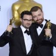 Sam Smith et James Napier (Jimmy Napes) (Oscar de la meilleure chanson "Writing's On The Wall" pour le film "007 Spectre") - Press Room de la 88ème cérémonie des Oscars à Hollywood, le 28 février 2016.