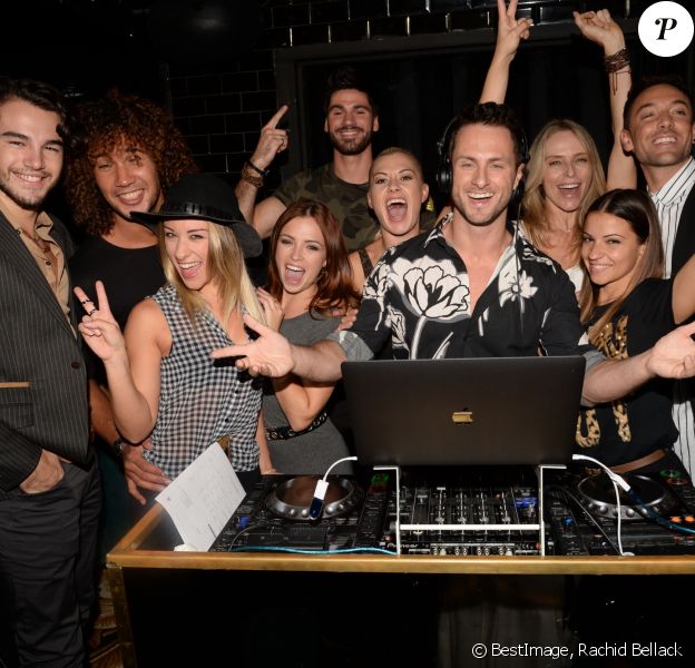 Exclusif - Anthony Colette, Laurent Maistret, Marie Denigot-Hamon, Katrina Patchett, Jordan Mouillerac, Christian Millette, Tonya Kinzinger, Denitsa Ikonomova et Maxime Dereymez à la soirée "D'pendanse" organisée au restaurant "La Gioia" au VIP Room à Paris, le 4 octobre 2017. © Rachid Bellack/Bestimage
