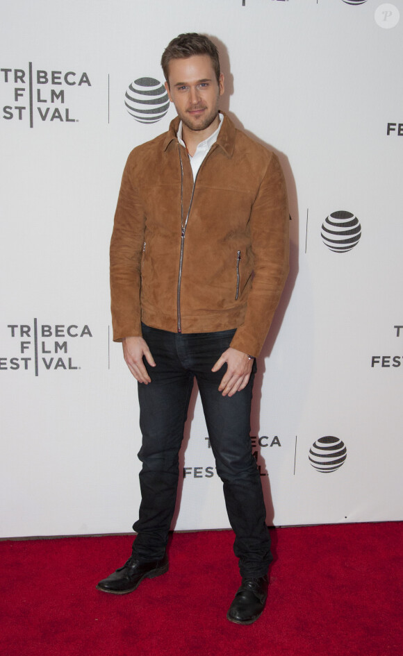 Dan Amboyer lors de la première américaine de "Equals" lors du Festival du Film de Tribeca à New York, le 18 avril 2016. © Prensa Internacional via ZUMA Wire/Bestimage