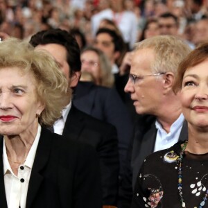 Marisa Paredes, Catherine Frot - Cérémonie d'ouverture du Festival Lumière 2017 au cours de laquelle Eddy Mitchell a reçu un hommage à Lyon, le 14 Octobre 2017 © Dominique Jacovides/Bestimage  Opening Ceremony of the Festival Lumière 2017 during which Eddy Mitchell received a tribute to Lyon, October 14, 201714/10/2017 - Lyon