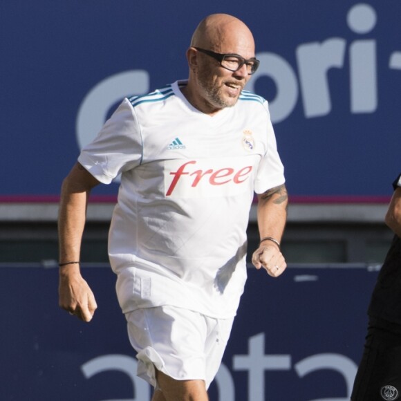 Pascal Obispo, Pascal Elbé - Pour la 12ème année consécutive, l'association "Plus fort la vie" créée par JC Darmon, a organisé un match de football en présence de nombreuses personnalités au stade Jean Bouin à Paris, le 15 octobre 2017. Ce match, soutenu par de nombreux sponsors, a permis une très belle recette qui viendra en aide aux enfants de l'association. © Pierre Perusseau/Bestimage