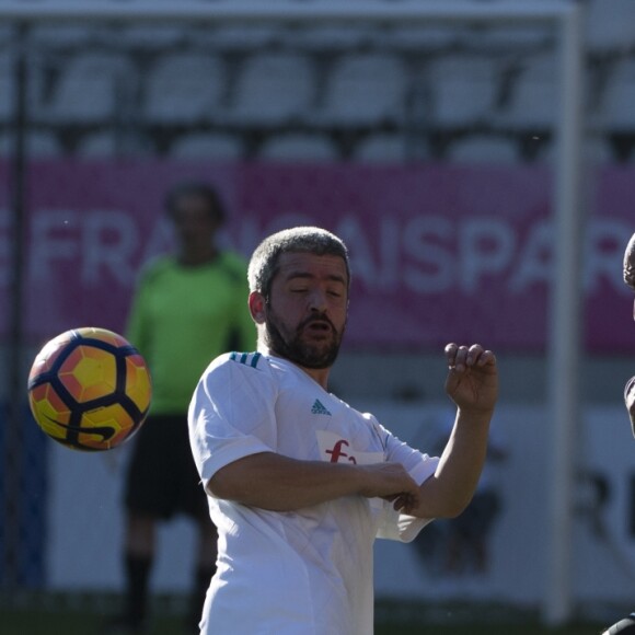 Le chanteur Grégoire, Cartman (aka Sébastien Patoche, de son vrai nom Nicolas-Bonaventure Ciattoni) - Pour la 12ème année consécutive, l'association "Plus fort la vie" créée par JC Darmon, a organisé un match de football en présence de nombreuses personnalités au stade Jean Bouin à Paris, le 15 octobre 2017. Ce match, soutenu par de nombreux sponsors, a permis une très belle recette qui viendra en aide aux enfants de l'association. © Pierre Perusseau/Bestimage