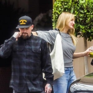 Exclusif - Cameron Diaz et son mari Benji Madden sortent d'un déjeuner en amoureux au Bouchon à Beverly Hills le 5 juin 2017.