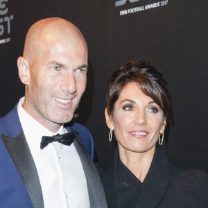 Zinédine Zidane (meilleur entraîneur) et sa femme Véronique Zidane - The Best FIFA Football Awards 2017 au London Palladium à Londres, le 23 octobre 2017. © Pierre Perusseau/Bestimage
