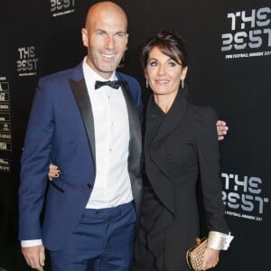 Zinédine Zidane (meilleur entraîneur) et sa femme Véronique Zidane - The Best FIFA Football Awards 2017 au London Palladium à Londres, le 23 octobre 2017. © Pierre Perusseau/Bestimage