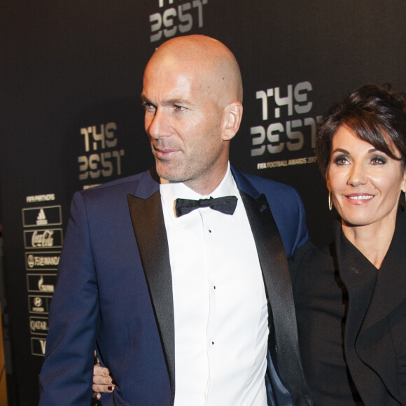 Zinédine Zidane (meilleur entraîneur) et sa femme Véronique Zidane - The Best FIFA Football Awards 2017 au London Palladium à Londres, le 23 octobre 2017. © Pierre Perusseau/Bestimage
