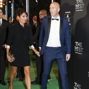 Zinédine Zidane (meilleur entraîneur) et sa femme Véronique Zidane - The Best FIFA Football Awards 2017 au London Palladium à Londres, le 23 octobre 2017. © Pierre Perusseau/Bestimage