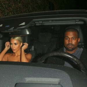 Kanye West et sa femme Kim Kardashian quittent la boîte de nuit Peppermint à Los Angeles, le 12 septembre 2017.