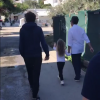 Carla Bruni-Sarkozy se balade en Grèce avec son fils Aurélien, mais aussi son mari Nicolas Sarkozy et leur fille Giulia.