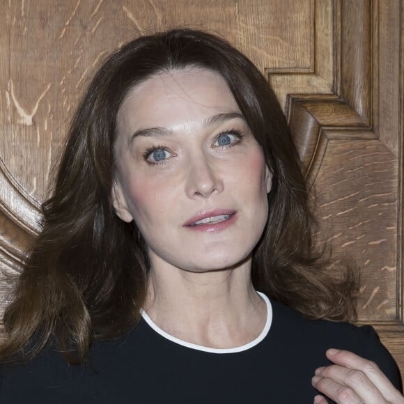 Carla Bruni-Sarkozy au photocall du défilé de mode Hommes Automne-Hiver 2017/2018 "Givenchy" à Paris le 20 janvier 2017. © Olivier Borde / Bestimage