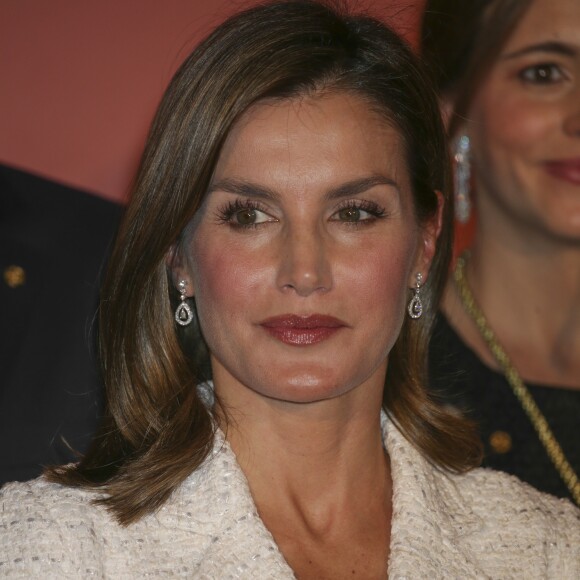 La reine Letizia d'Espagne lors de la cérémonie de remise des prix "King Jaime I" à Valence. Le 30 octobre 2017