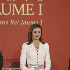 La reine Letizia d'Espagne lors de la cérémonie de remise des prix "King Jaime I" à Valence. Le 30 octobre 2017