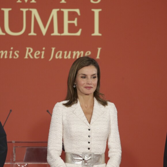 La reine Letizia d'Espagne lors de la cérémonie de remise des prix "King Jaime I" à Valence. Le 30 octobre 2017