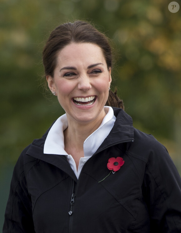 Kate Middleton (enceinte) - La duchesse de Cambridge visite le Lawn Tennis Association (LTA) au Centre national de tennis du sud-ouest de Londres le 31 octobre 2017.