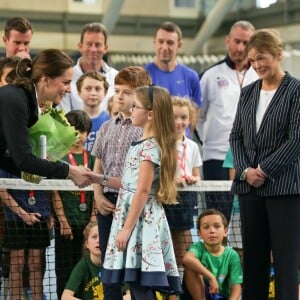 Kate Middleton (enceinte) - La duchesse de Cambridge visite le Lawn Tennis Association (LTA) au Centre national de tennis du sud-ouest de Londres le 31 octobre 2017.