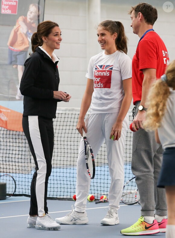 Kate Middleton (enceinte) - La duchesse de Cambridge visite le Lawn Tennis Association (LTA) au Centre national de tennis du sud-ouest de Londres le 31 octobre 2017.
