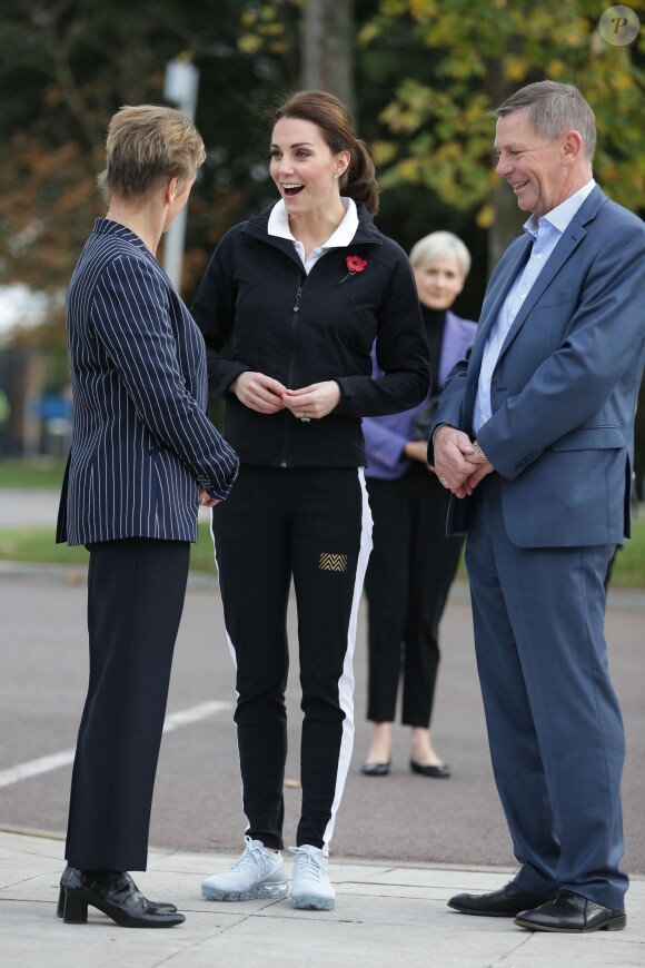 Kate Middleton (enceinte) - La duchesse de Cambridge visite le Lawn Tennis Association (LTA) au Centre national de tennis du sud-ouest de Londres le 31 octobre 2017.