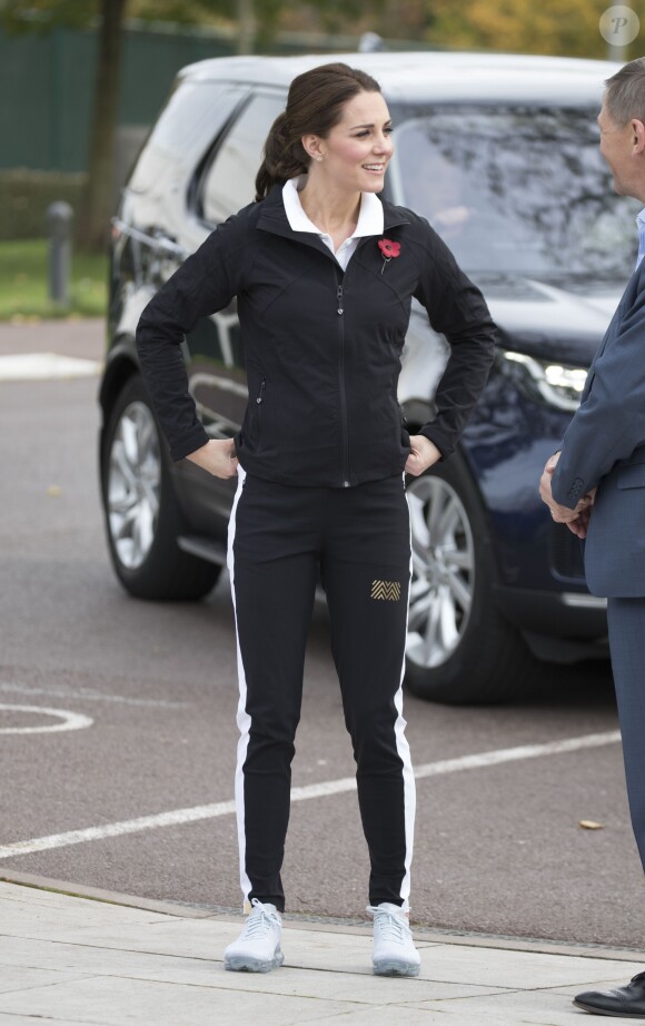Kate Middleton (enceinte) - La duchesse de Cambridge visite le Lawn Tennis Association (LTA) au Centre national de tennis du sud-ouest de Londres le 31 octobre 2017.