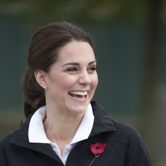 Kate Middleton (enceinte) - La duchesse de Cambridge visite le Lawn Tennis Association (LTA) au Centre national de tennis du sud-ouest de Londres le 31 octobre 2017.