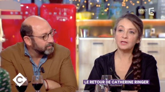 Catherine Ringer évoque ses années d'abus sexuels dans "Ca à vous " sur France 5, le 6 novembre 2017.