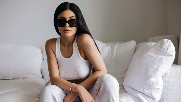 Kylie Jenner dans la nouvelle campagne de publicité de la marque australienne de lunettes de soleil "Quay" 30/09/2017 -