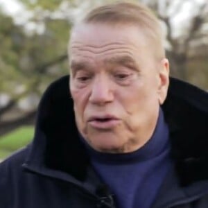 Bernard Tapie évoque son cancer dans 19h le dimanche, sur France, le 19 novembre 2017