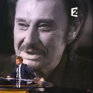 Michel Sardou évoque le combat de Johnny Hallyday contre le cancer face à Laurent Delahousse dans "20h30 le dimanche", sur France 2, le 19 novembre 2017.