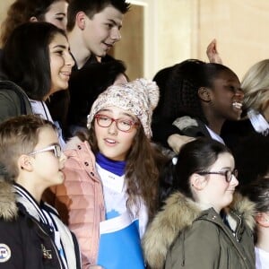 La Première Dame Brigitte Macron (Trogneux) accueille les enfants de l'UNICEF pour la Journée Internationale des Droits de l'Enfant au Palais de l'Elysée à Paris, le 20 novembre 2017. © Stéphane Lemouton/Bestimage