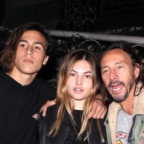 Bob Sinclar, sa femme Ingrid Sinclar et leur fils Raphaël Le Friant sont allés dîner avec Thylane Blondeau au restaurant Madeo à Hollywood, le 20 novembre 2017.