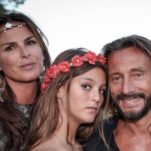 Exclusif - Bob Sinclar, sa femme Ingrid et leurs enfants Raphaël et Paloma - Cérémonie religieuse - Mariage de Benjamin Castaldi et Aurore Aleman au Mas de La Rose à Eygalières, le 27 août 2016. © Jacovides-Moreau/Bestimage