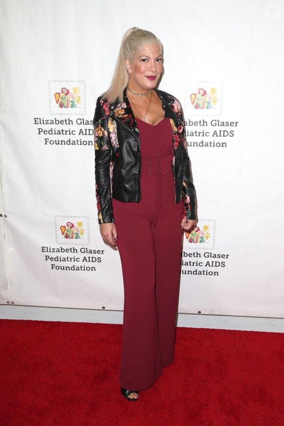 Tori Spelling à la 28ème soirée caritative annuelle Elizabeth Glaser Pediatric AIDS à Culver City, le 29 octobre 2017