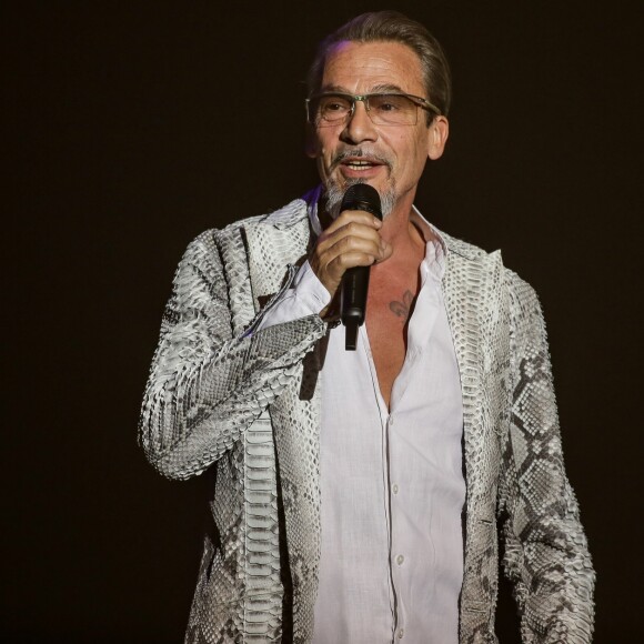 Florent Pagny décide pour son 55e anniversaire de remonter sur scène et d'offrir à son public une série de concerts exceptionnels dans la toute la France avec sa nouvelle tournée événement " 55 tour " . Lille le 22 septembre 2017. © Stéphane Vansteenkiste / Bestimage