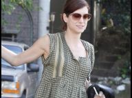 Kate Walsh troque sa blouse blanche... pour un jean troué !
