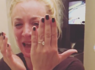 Kaley Cuoco (The Big Bang Theory), hystérique, annonce ses nouvelles fiançailles