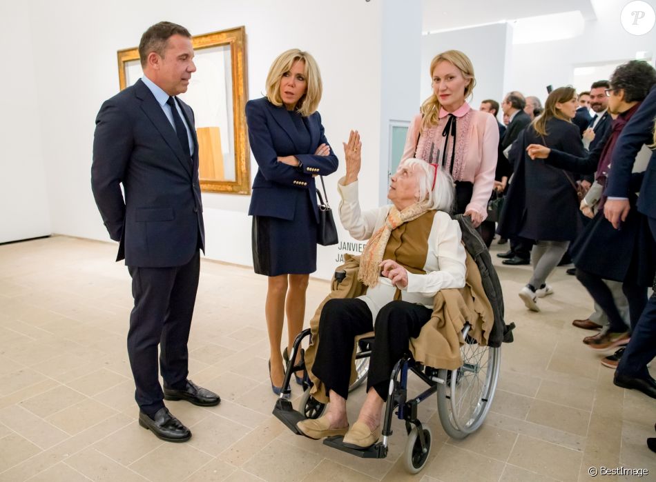 La Premiere Dame Brigitte Macron Trogneux Maya Widmaier Picasso Et Ses Enfants Son Fils Olivier Et Sa Fille De Piccaso Et Sa Fille Diana Le Couple Preside Purepeople