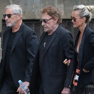 Jean-Claude Darmon, Johnny et Laeticia Hallyday - Obsèques de Mireille Darc en l'église Saint-Sulpice à Paris. Le 1er septembre 2017