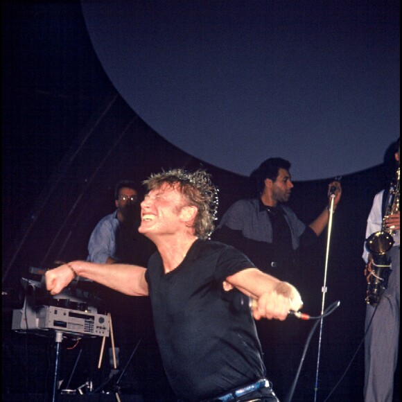 Johnny Hallyday en concert à Bercy, le 15 septembre 1987