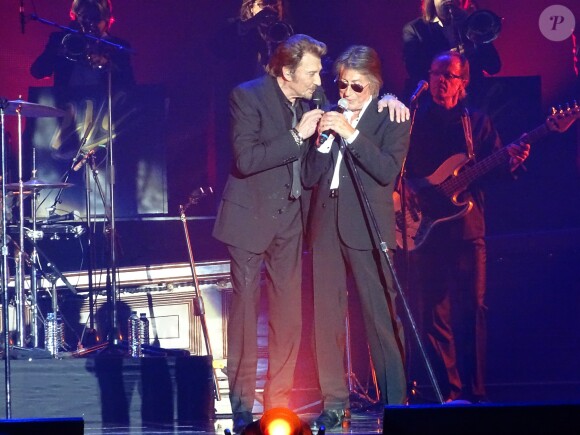 Johnny Hallyday et Jacques Dutronc au Premier concert "Les Vieilles Canailles" au POPB de Paris-Bercy à Paris, du 5 au 10 novembre 2014.