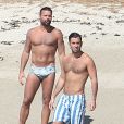 Exclusif - Ricky Martin et son compagnon Jwan Yosef se relaxent sur une plage au Mexique, le 5 décembre 2016