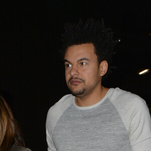 Exclusif - Halle Berry et Alex Da Kid (Alexander Grant) (producteur de musique) quittent un restaurant à Londres où ils ont dîné le 19 septembre 2017