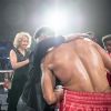 Estelle Mossely, la compagne de Tony Yoka, et Gertrude, la mère du boxeur - Tony Yoka affronte Ali Baghouz lors de "La Conquête" à la Seine Musicale à Bouloigne-Billancourt. Le 16 décembre 2017.